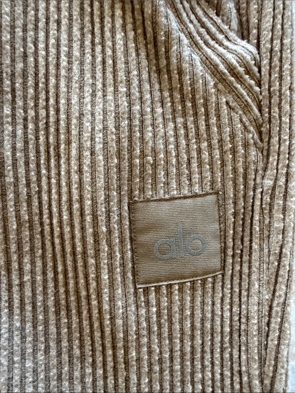 ALO XS New without tags Yoga Ribbed Joggers and Cropped Hoodie Set - Taupe Brown - Picture 3 of 7